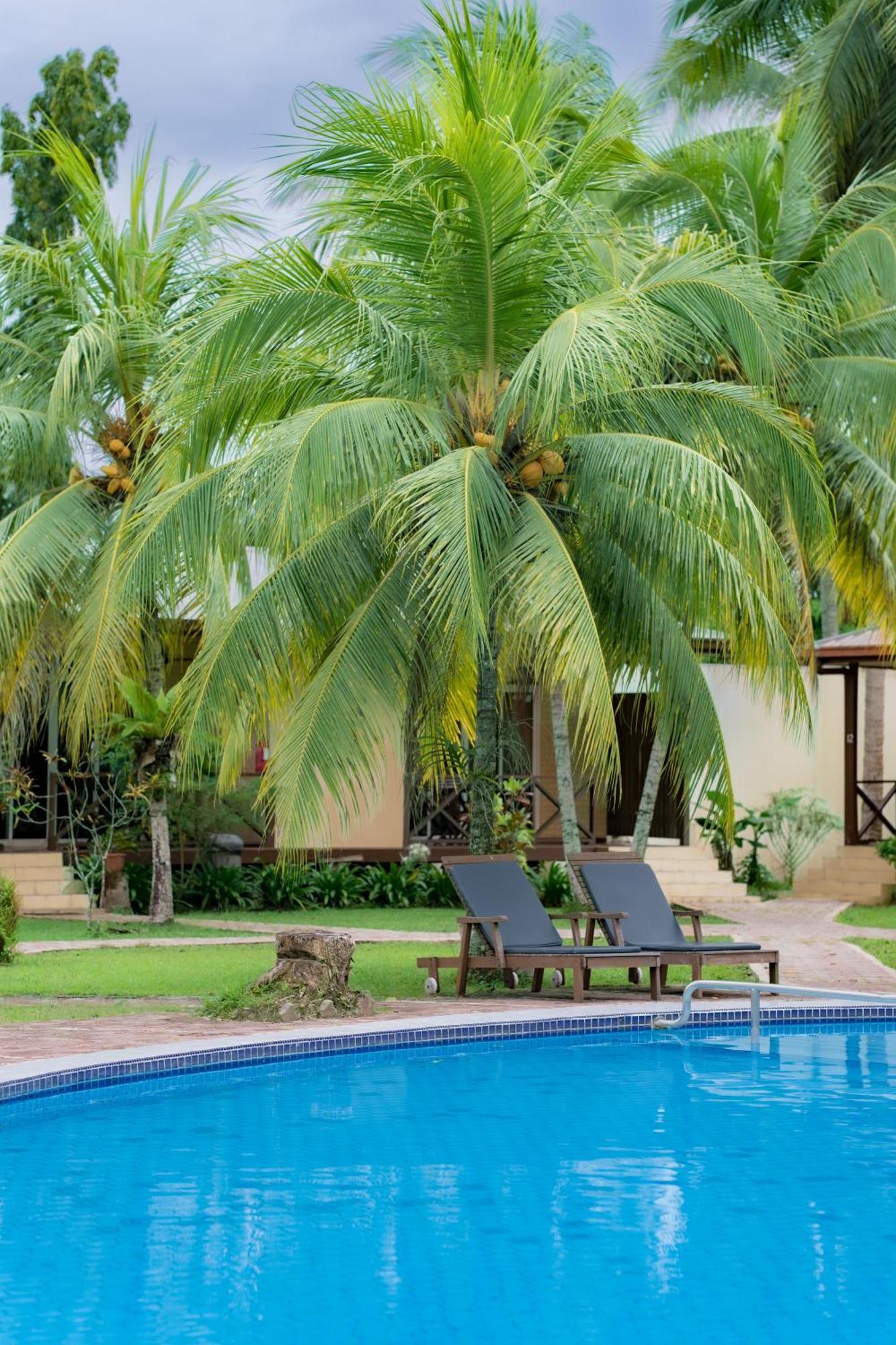 Langkah Syabas Beach Resort Kinarut Esterno foto