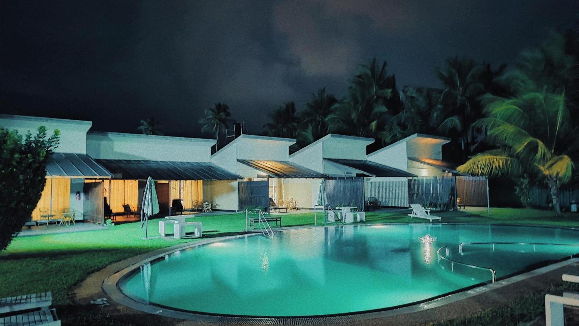 Langkah Syabas Beach Resort Kinarut Esterno foto