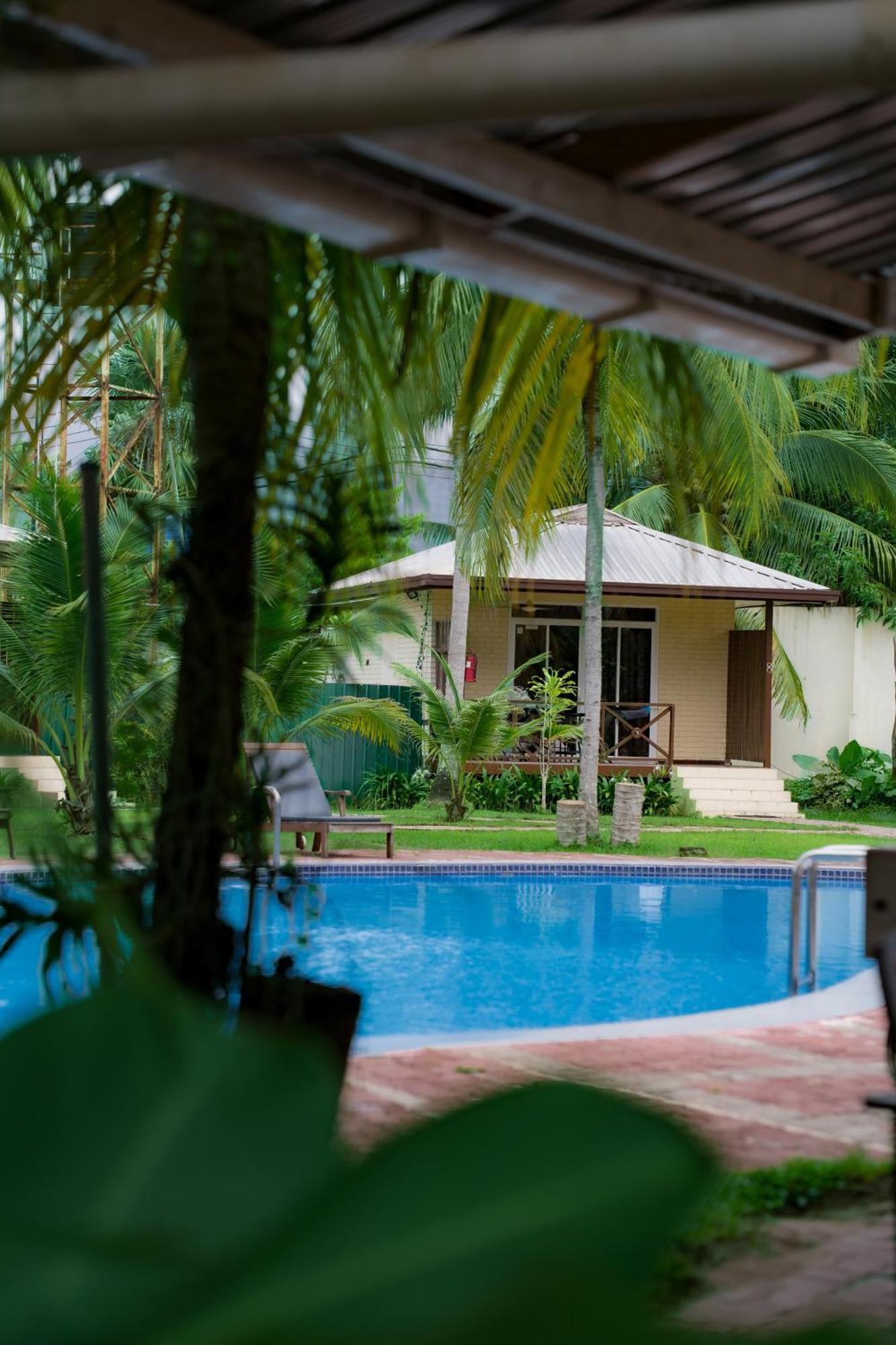 Langkah Syabas Beach Resort Kinarut Esterno foto